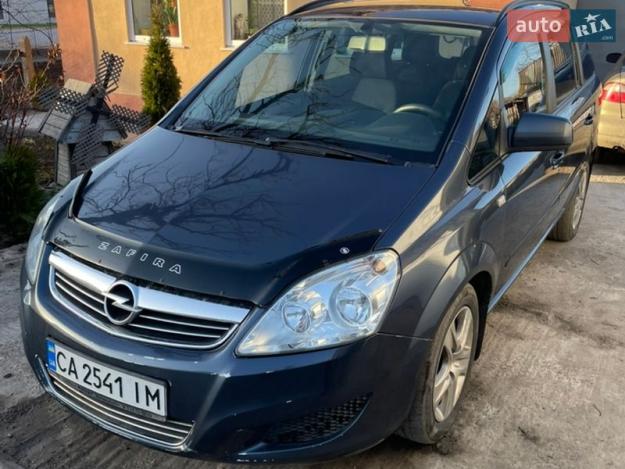 Opel Zafira, 2009г. 1.6л. бензин Черкаси в кредит