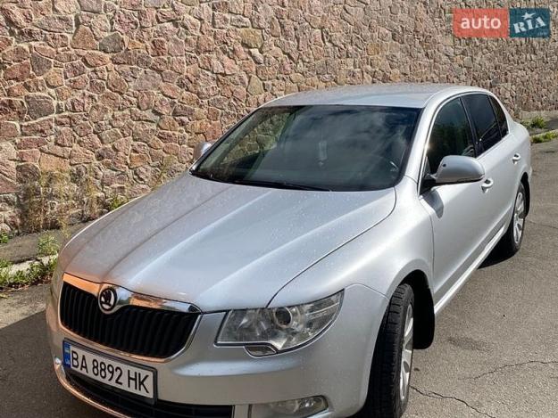 Skoda Superb, 2010г. 1.8л. бензин Київ в кредит