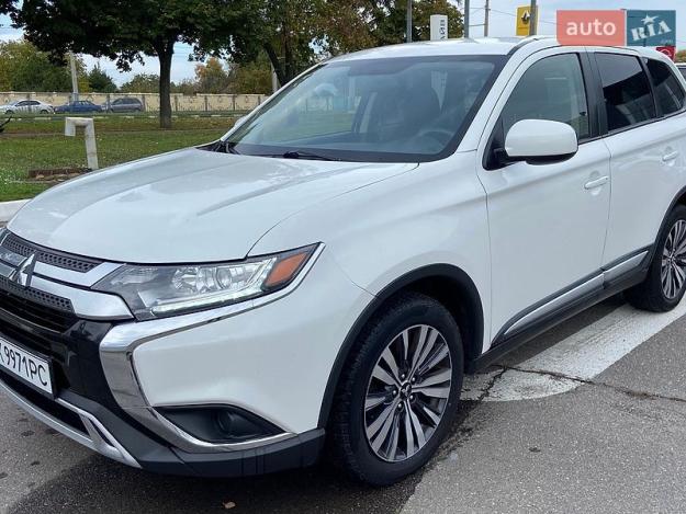 Mitsubishi Outlander, 2018г. 2.4л. бензин Харків в кредит