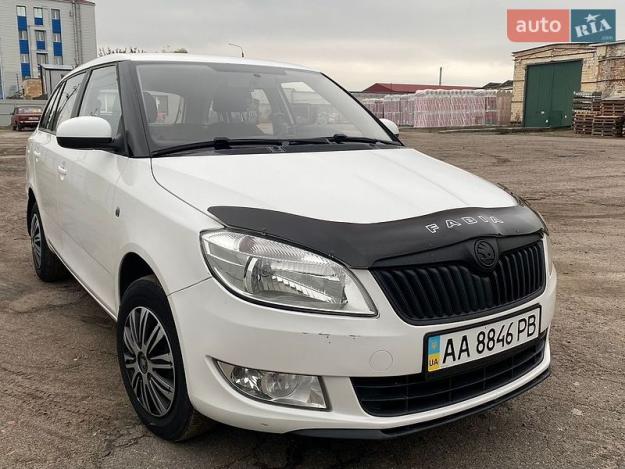 Skoda Fabia, 2013г. 1.4л. бензин Київ в кредит