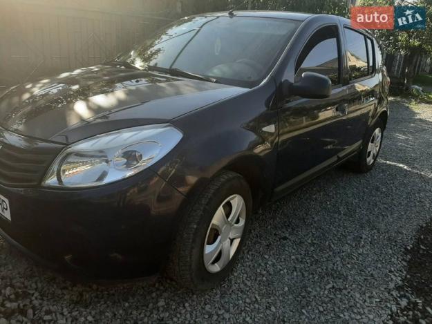 Dacia Sandero, 2011г. 1.1л. бензин Ужгород в кредит