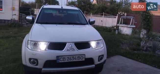 Mitsubishi Pajero sport, 2012г. 2.5л. дизель Київ в кредит