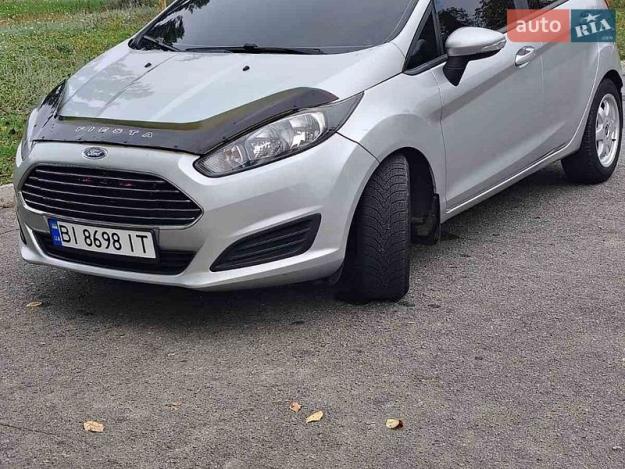 Ford Fiesta, 2014г. 1.0л. бензин Полтава в кредит