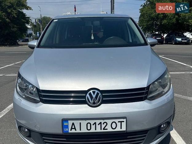 Volkswagen Touran, 2014г. 1.6л. дизель Київ в кредит