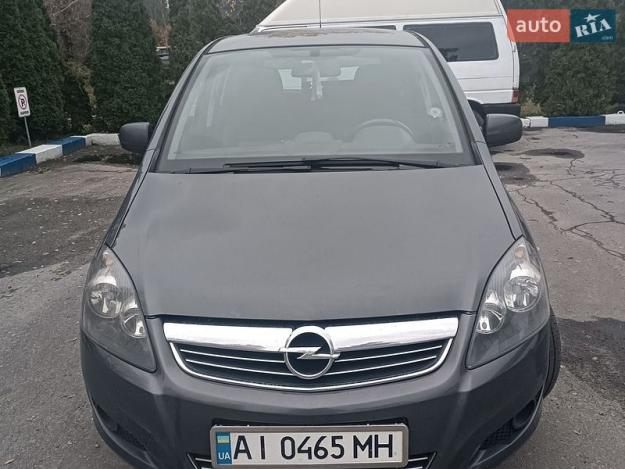 Opel Zafira, 2011г. 1.6л. бензин Київ в кредит