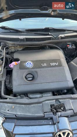 Volkswagen Bora, 2002г. 1.6л. бензин Рівне в кредит