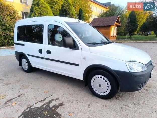 Opel Combo, 2004г. 1.7л. дизель Чернівці в кредит