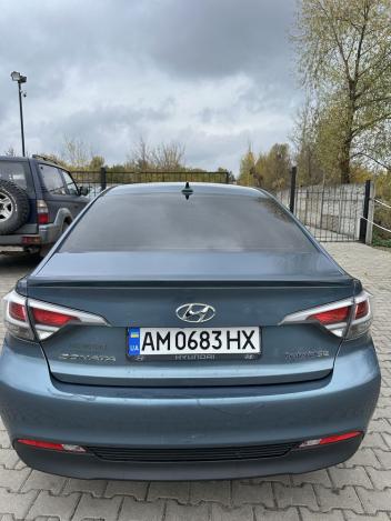 Hyundai Sonata, 2016г. 2.0л. гібрид Житомир в кредит