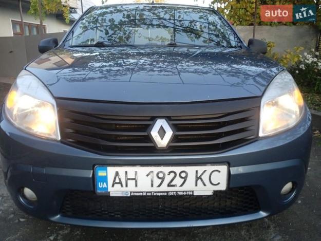 Renault Sandero, 2010г. 1.4л. бензин Львів в кредит