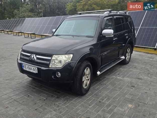 Mitsubishi Pajero, 2007г. 3.0л. бензин Дніпро в кредит